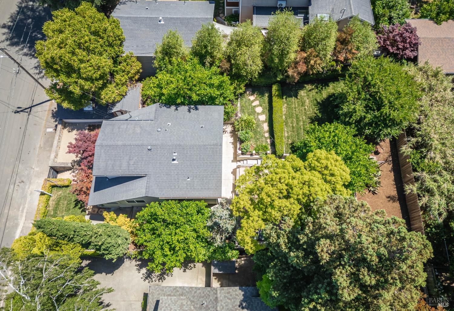 Detail Gallery Image 50 of 53 For 225 Berna Ave, Napa,  CA 94559 - 3 Beds | 2/1 Baths