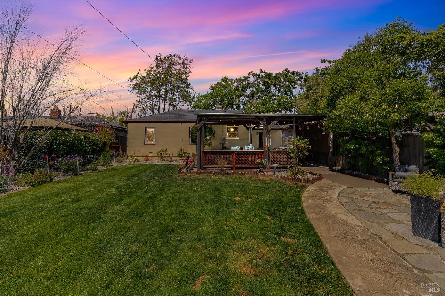 Detail Gallery Image 33 of 33 For 1225 Arkansas St, Vallejo,  CA 94590 - 2 Beds | 1 Baths