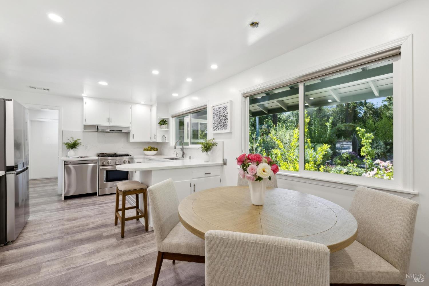 Detail Gallery Image 8 of 48 For 2120 Palmer Dr, Saint Helena,  CA 94574 - 3 Beds | 2 Baths