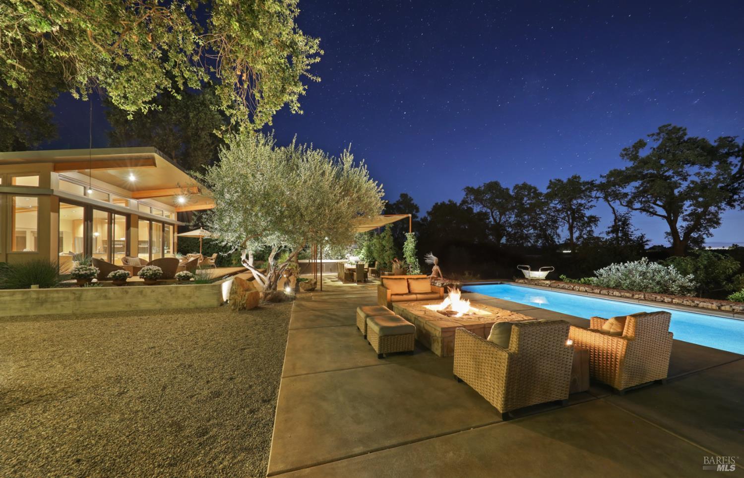 Detail Gallery Image 65 of 70 For 1067 Darms Ln, Napa,  CA 94558 - 5 Beds | 3 Baths