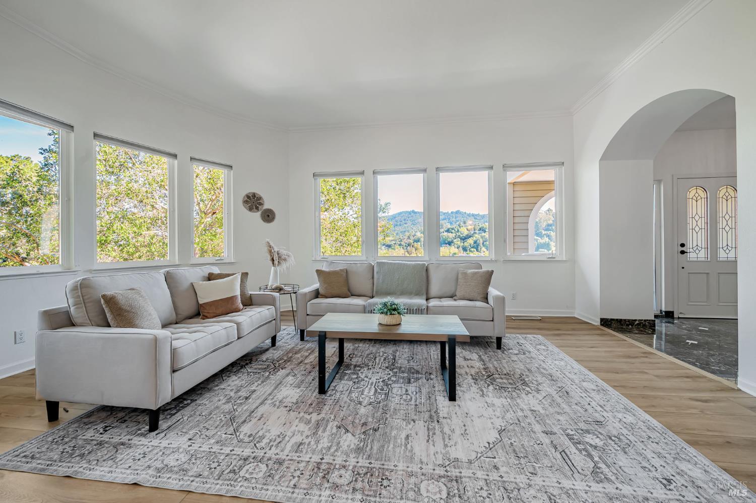 Detail Gallery Image 9 of 60 For 55 Tamalpais Rd, Kentfield,  CA 94904 - 4 Beds | 4 Baths
