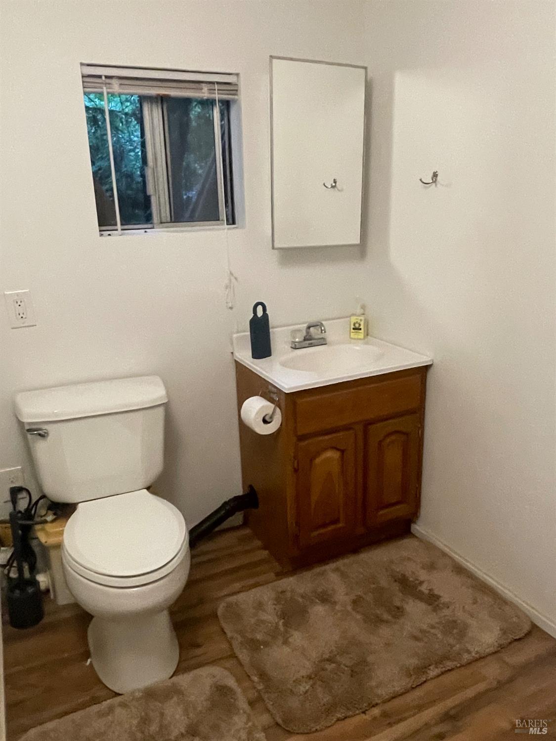 Detail Gallery Image 21 of 25 For 11926 Laurel Ave, Forestville,  CA 95436 - 2 Beds | 2 Baths