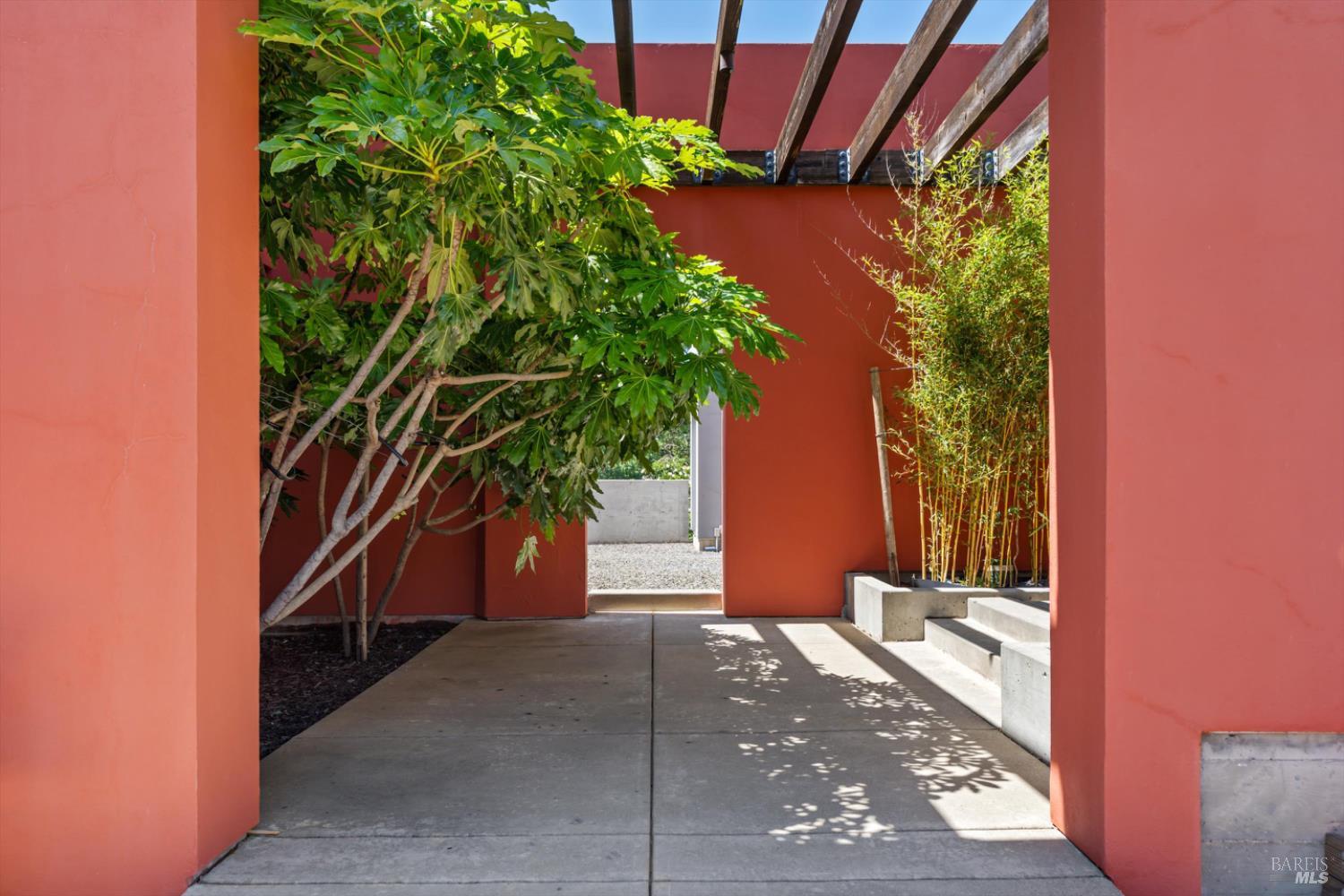 Detail Gallery Image 8 of 54 For 48 Longhorn Ridge Rd, Napa,  CA 94558 - 3 Beds | 3/1 Baths