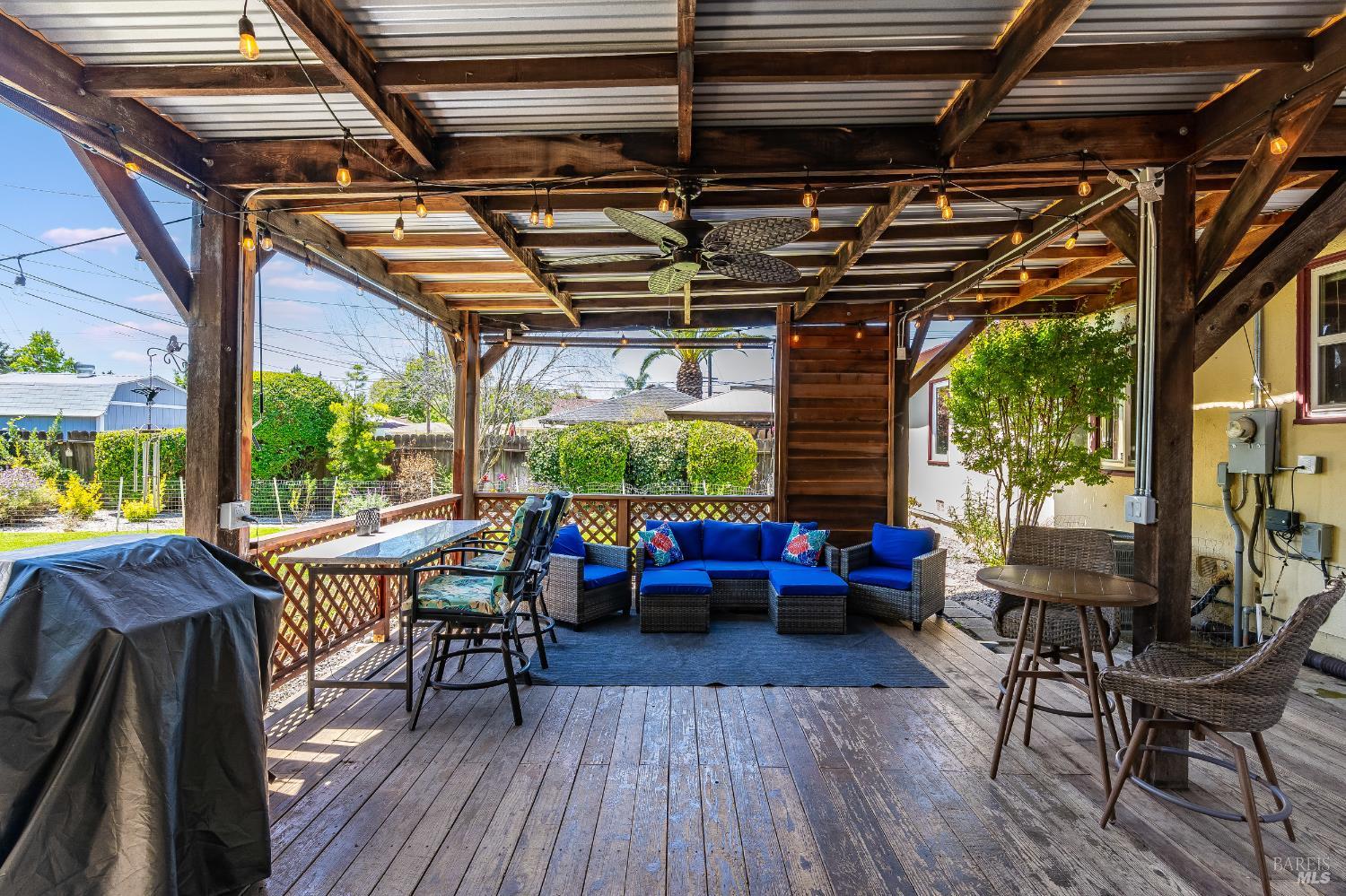 Detail Gallery Image 25 of 33 For 1225 Arkansas St, Vallejo,  CA 94590 - 2 Beds | 1 Baths