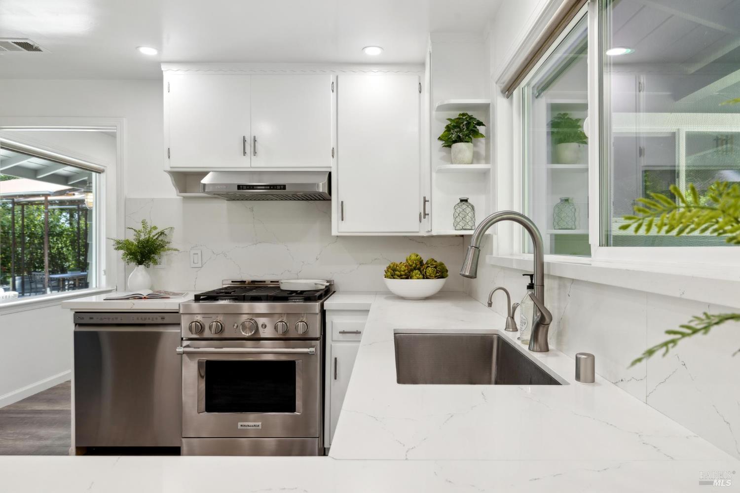 Detail Gallery Image 10 of 48 For 2120 Palmer Dr, Saint Helena,  CA 94574 - 3 Beds | 2 Baths