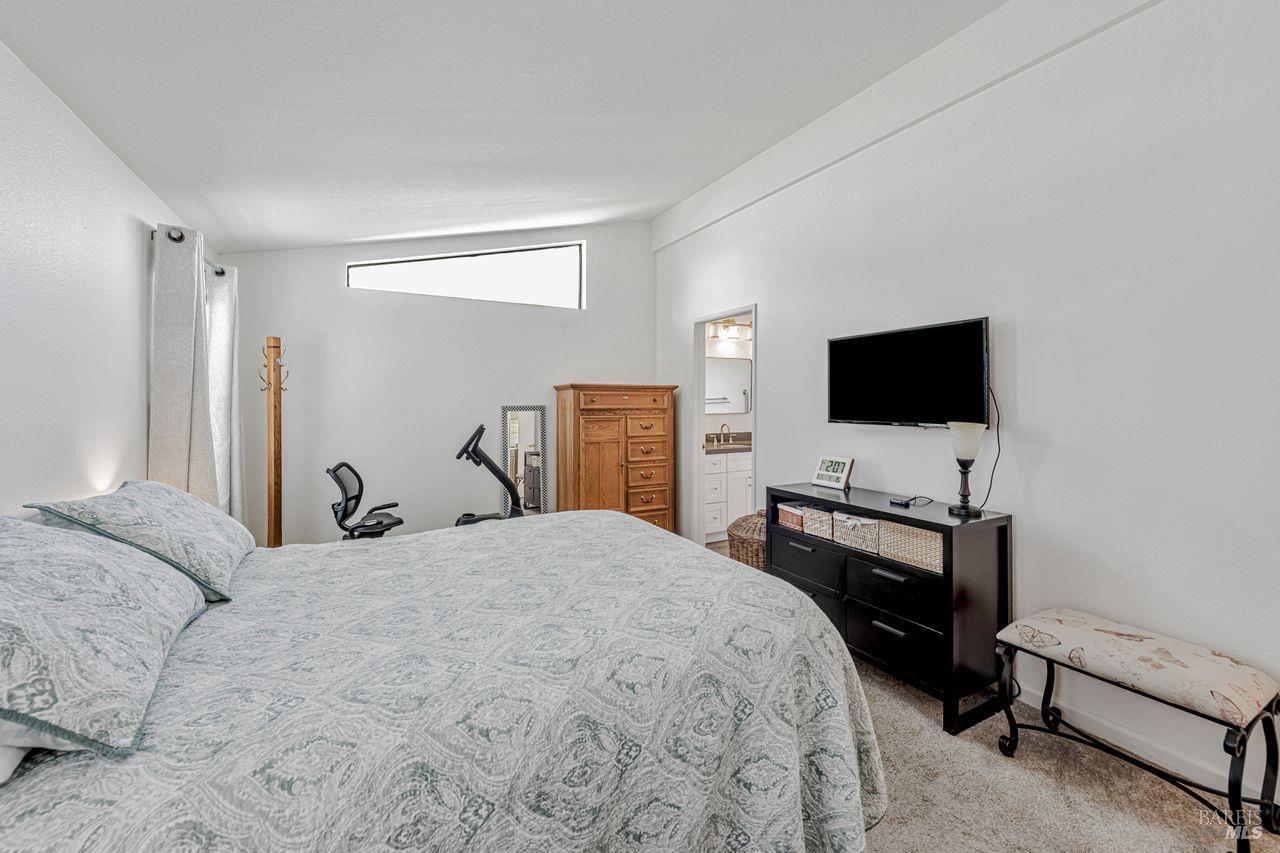 Detail Gallery Image 2 of 52 For 1955 Pinercrest Dr 227, Sonoma,  CA 95403 - 2 Beds | 2 Baths