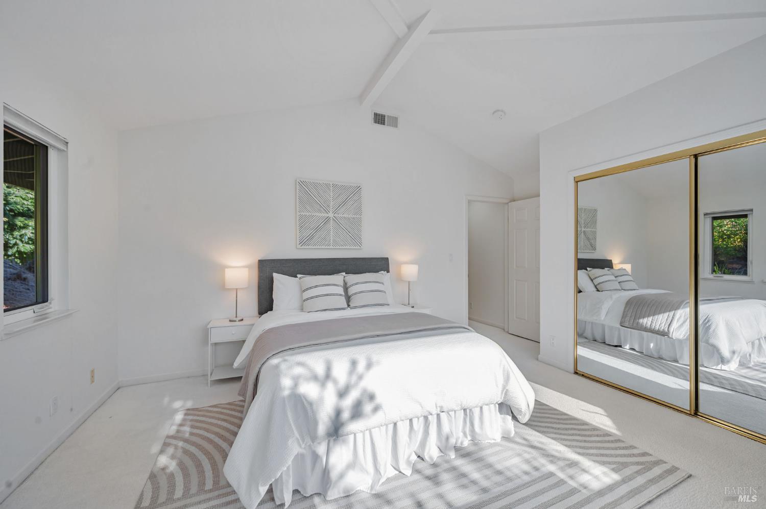 Detail Gallery Image 41 of 60 For 55 Tamalpais Rd, Kentfield,  CA 94904 - 4 Beds | 4 Baths