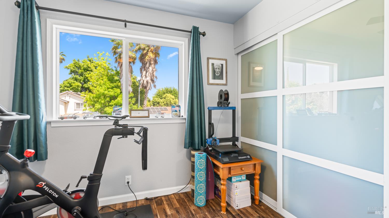 Detail Gallery Image 17 of 38 For 1192 Devonshire Dr, Vacaville,  CA 95687 - 4 Beds | 2/1 Baths