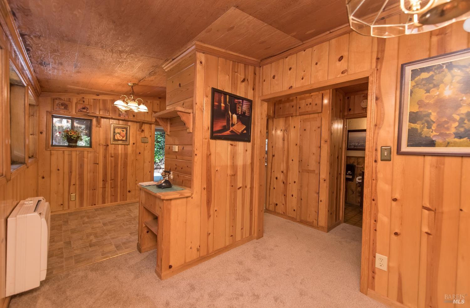 Detail Gallery Image 10 of 49 For 11917 Laurel Ave, Forestville,  CA 95436 - 3 Beds | 3 Baths
