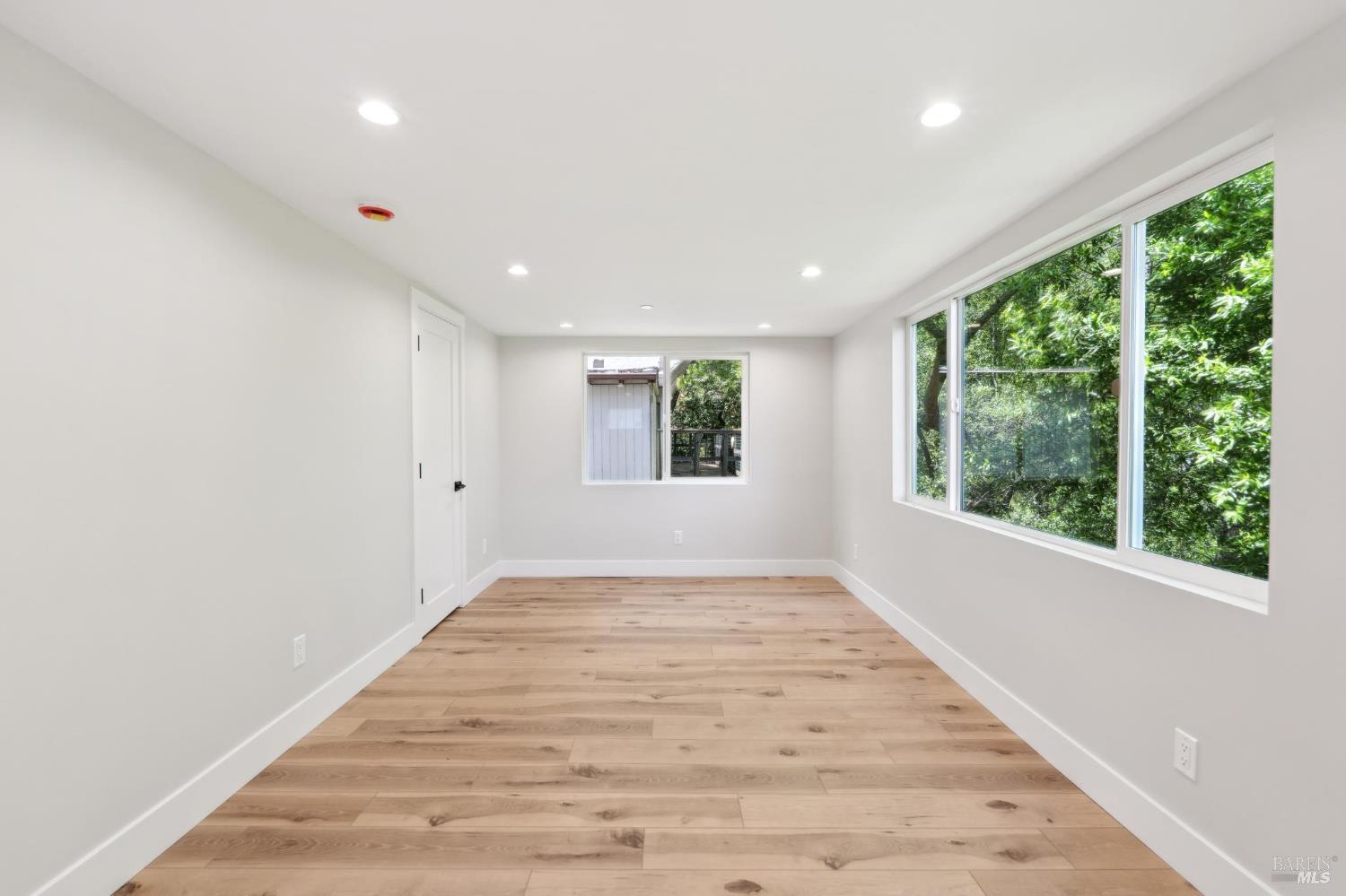 Detail Gallery Image 48 of 56 For 745 Redwood Rd, San Anselmo,  CA 94960 - 4 Beds | 3/1 Baths