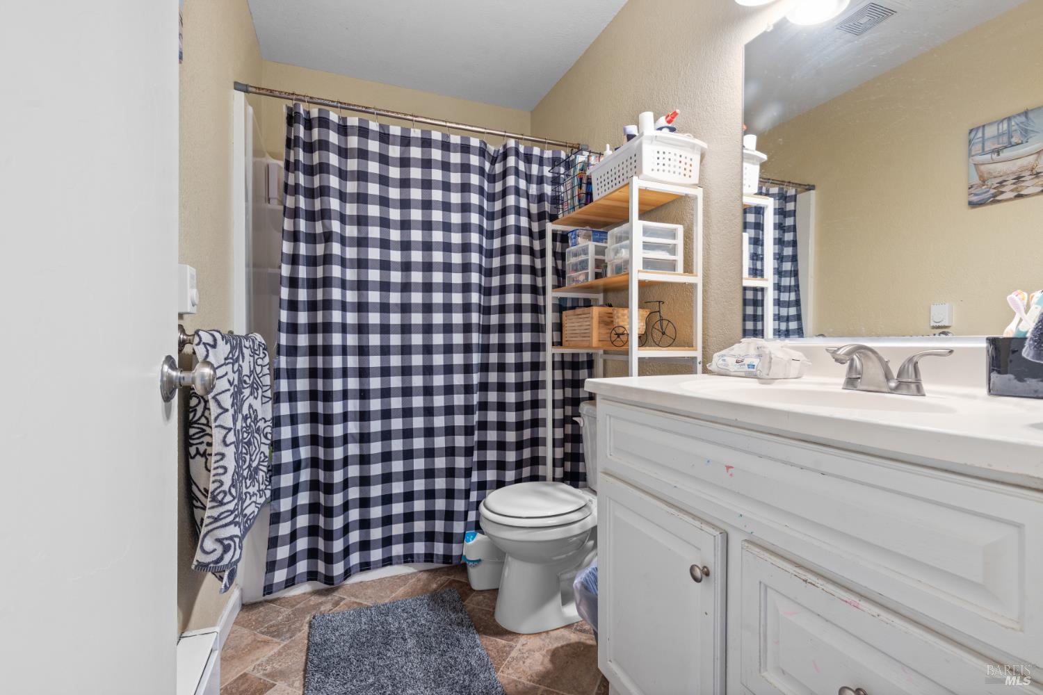Detail Gallery Image 17 of 46 For 50 S a St, Santa Rosa,  CA 95401 - – Beds | – Baths