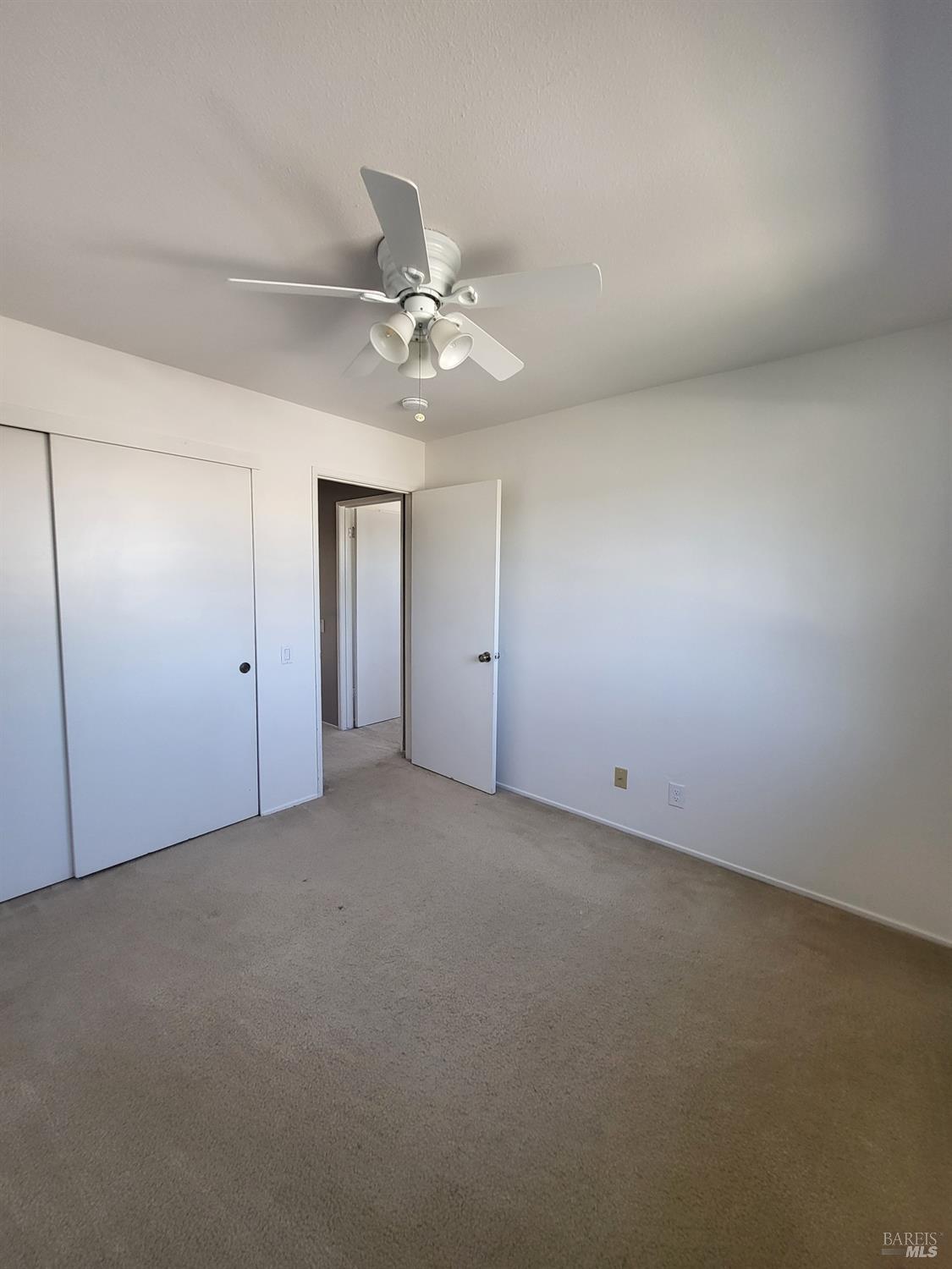 Detail Gallery Image 12 of 27 For 496 Lupine Cir, Vacaville,  CA 95687 - 3 Beds | 2/1 Baths