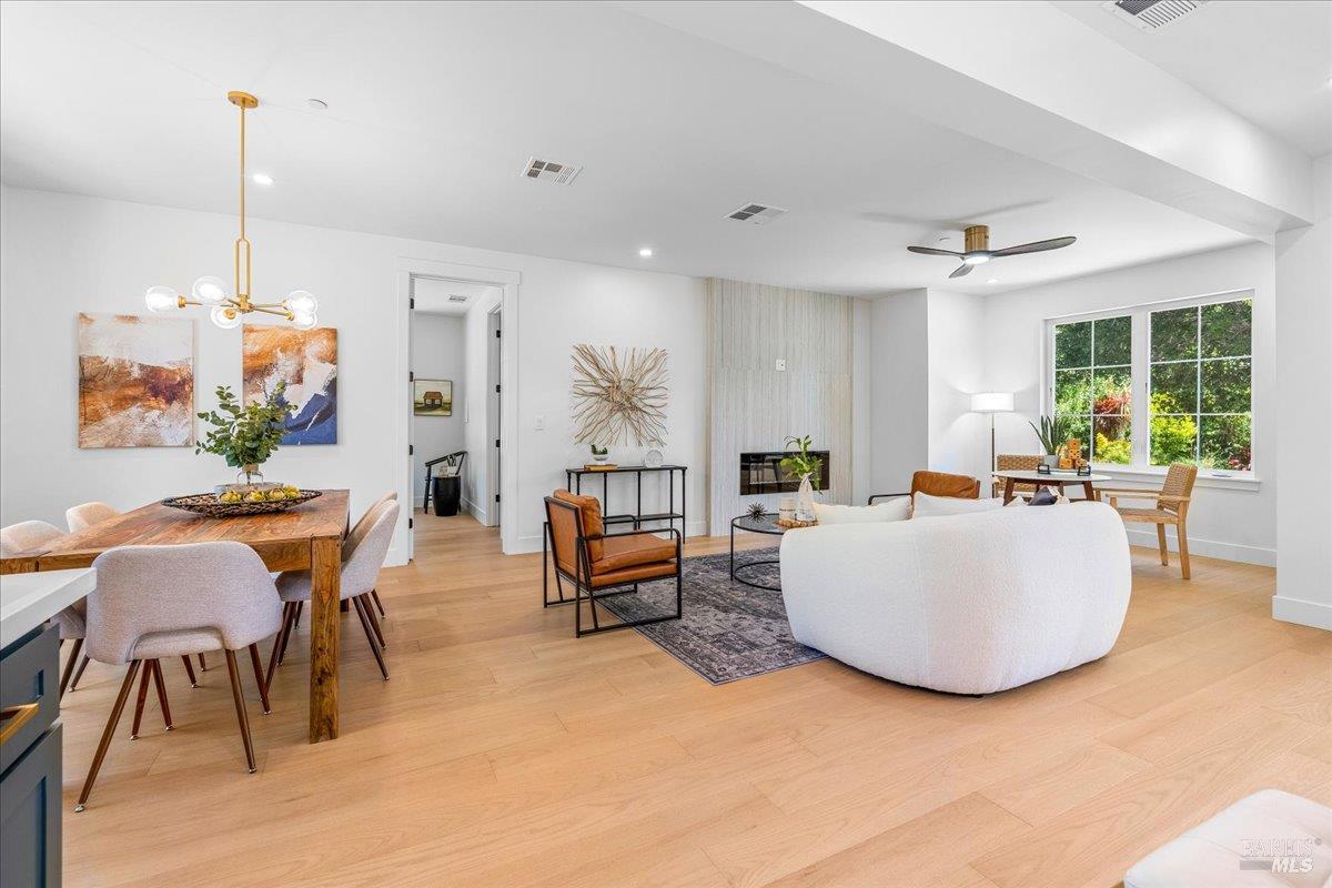 Detail Gallery Image 17 of 64 For 22 Cedar Ave, Kentfield,  CA 94904 - 5 Beds | 5 Baths