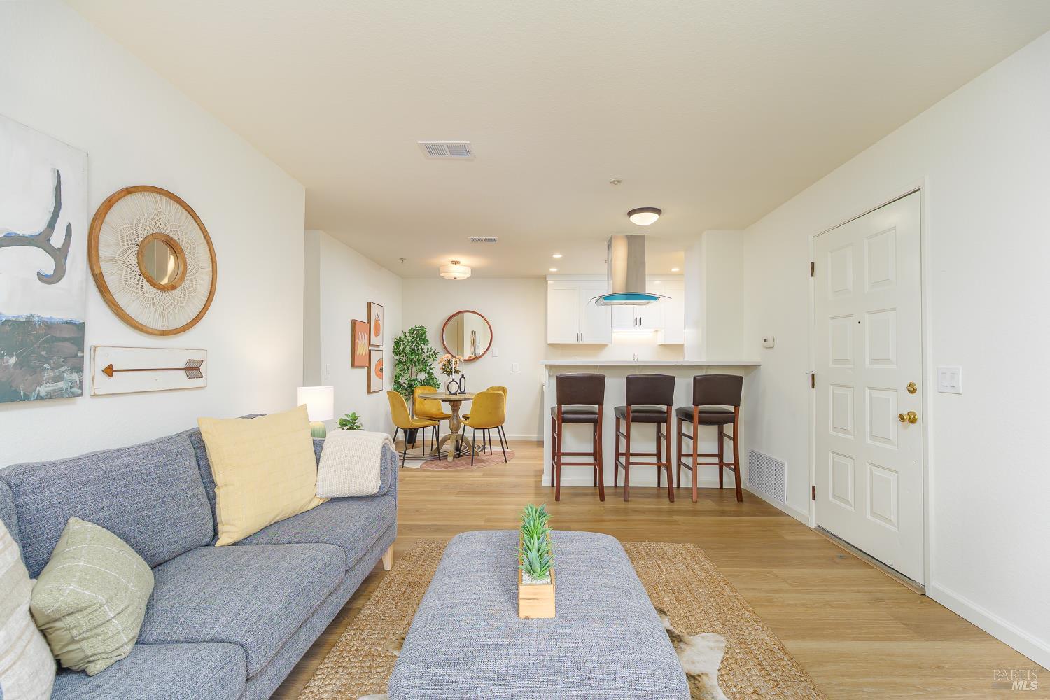 Detail Gallery Image 6 of 23 For 8201 Camino Colegio Unkn #17,  Rohnert Park,  CA 94928 - 2 Beds | 2 Baths