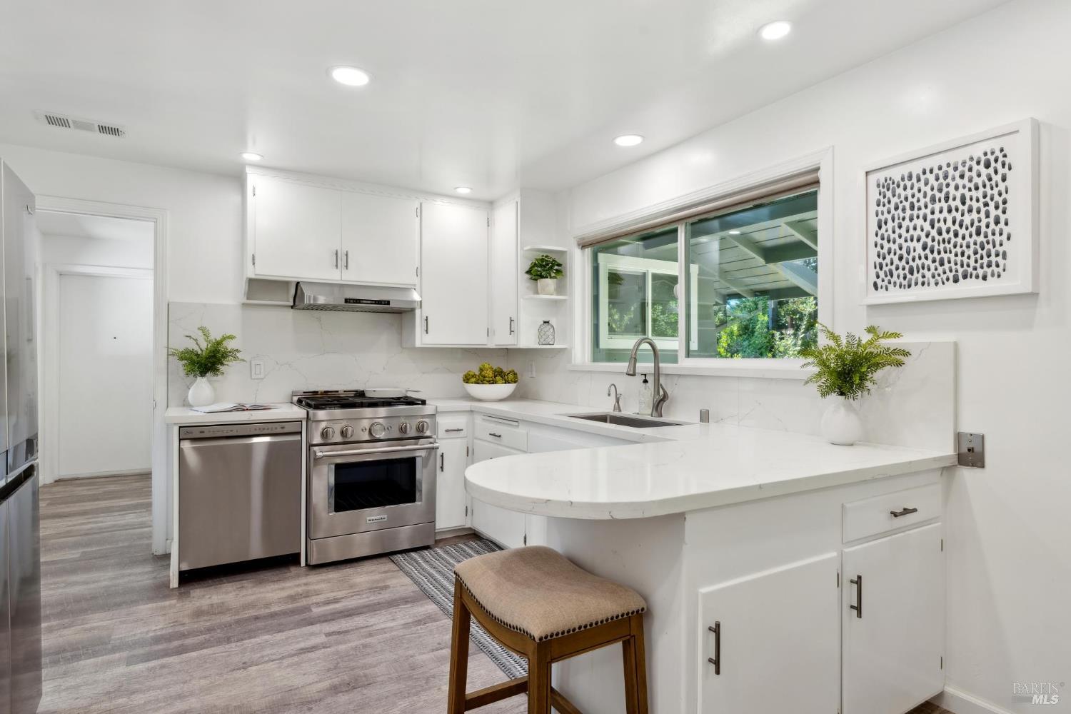 Detail Gallery Image 9 of 48 For 2120 Palmer Dr, Saint Helena,  CA 94574 - 3 Beds | 2 Baths