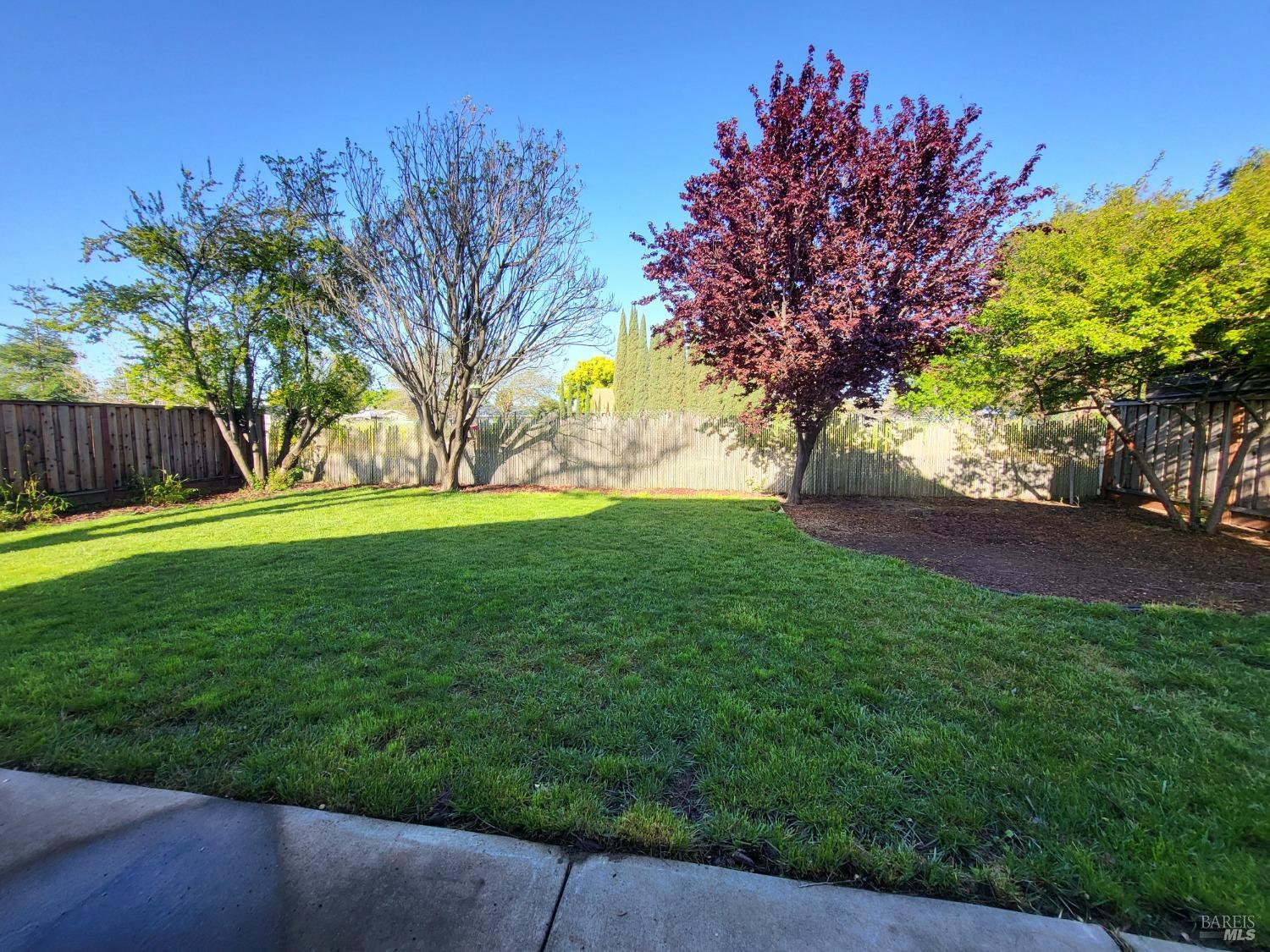 Detail Gallery Image 21 of 27 For 496 Lupine Cir, Vacaville,  CA 95687 - 3 Beds | 2/1 Baths