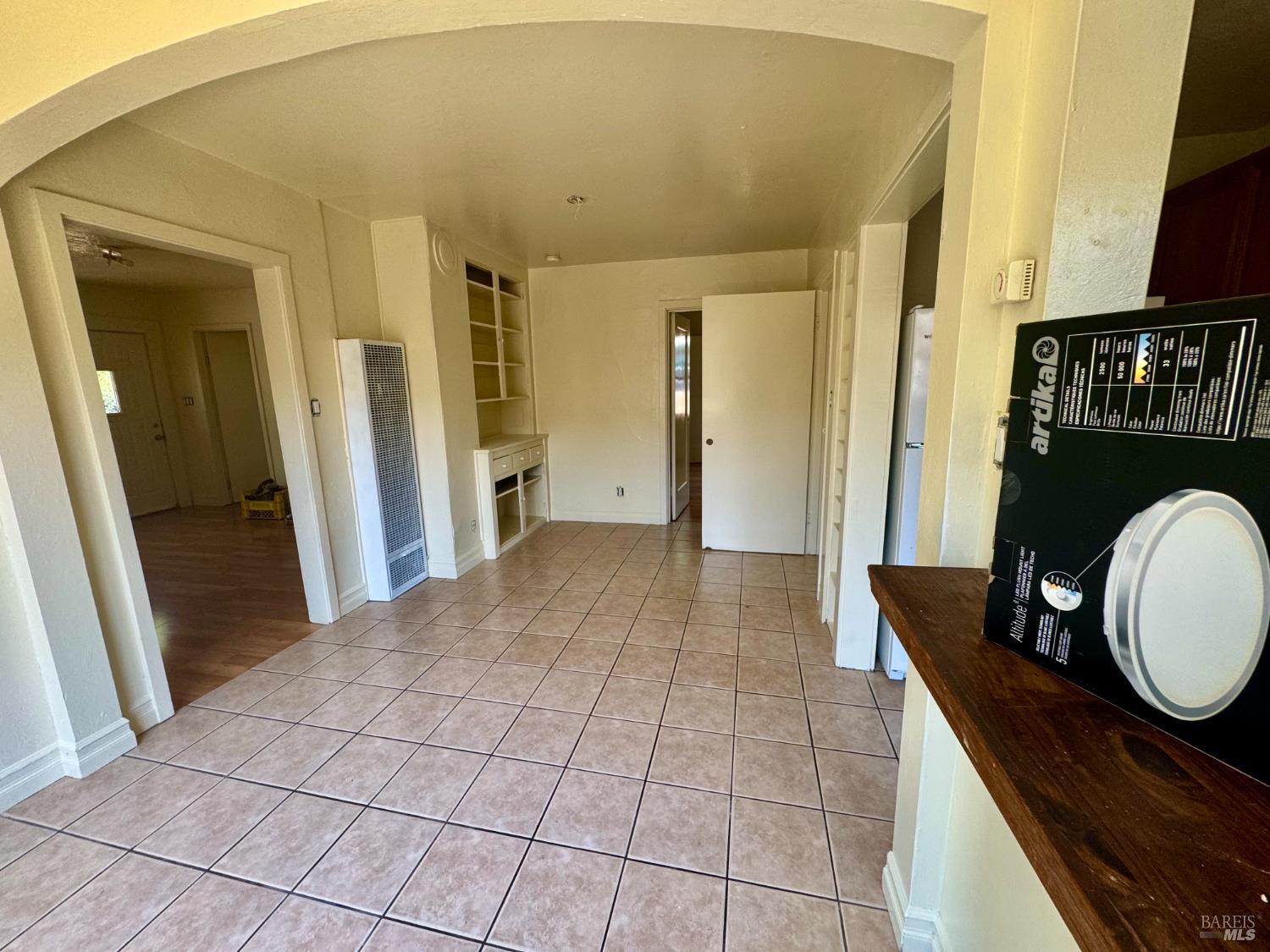Detail Gallery Image 8 of 23 For 514 Earle St, Santa Rosa,  CA 95404 - 3 Beds | 2 Baths