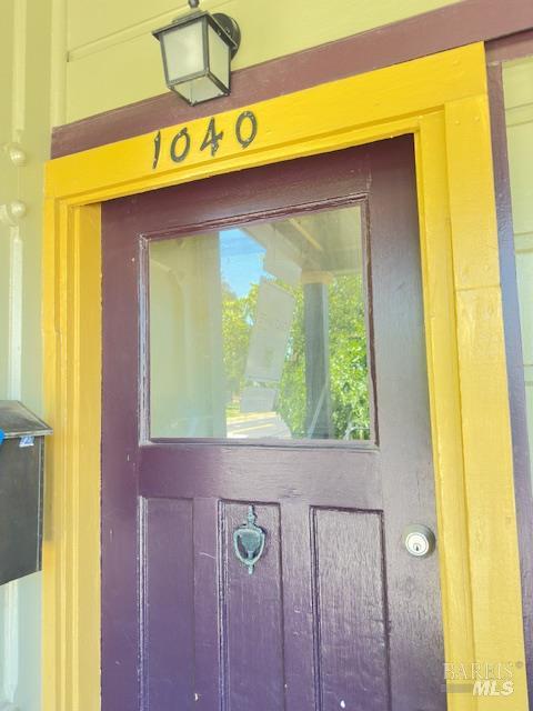 Detail Gallery Image 3 of 29 For 1040 First St, Benicia,  CA 94510 - 3 Beds | 1 Baths