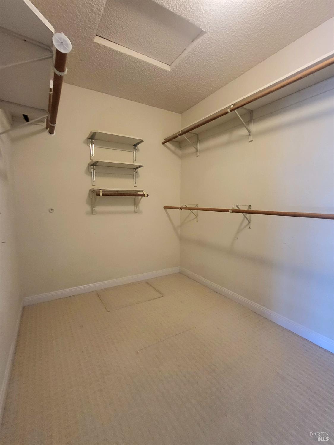 Detail Gallery Image 19 of 36 For 170 Moonraker Ct, Vallejo,  CA 94590 - 3 Beds | 2 Baths