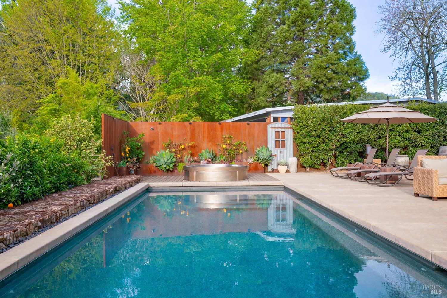 Detail Gallery Image 7 of 70 For 1067 Darms Ln, Napa,  CA 94558 - 5 Beds | 3 Baths