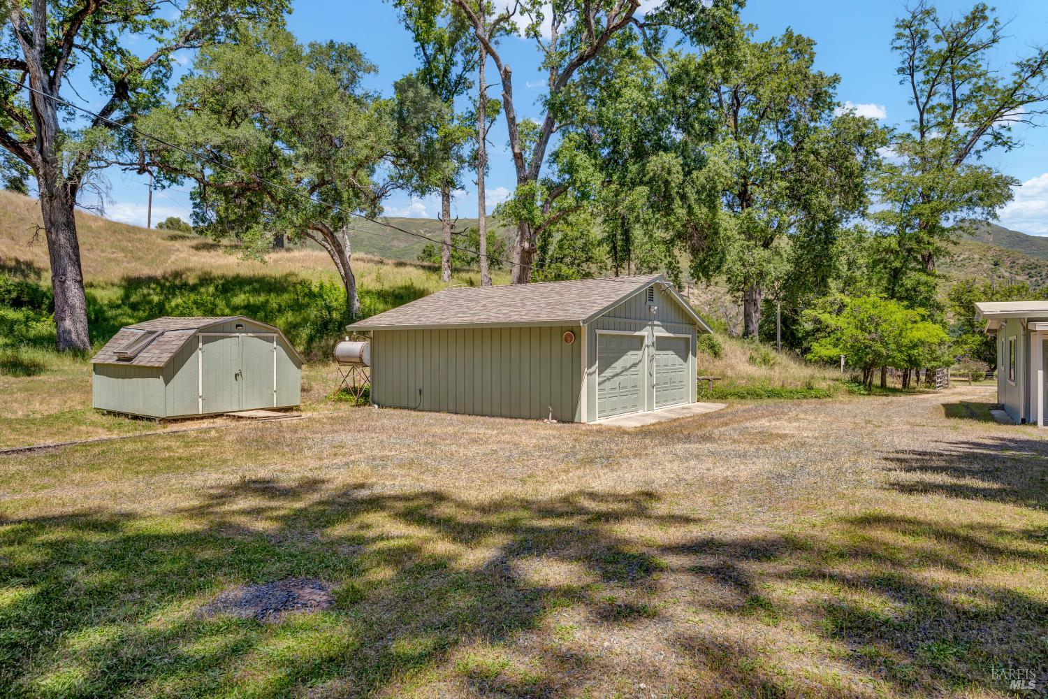 Detail Gallery Image 30 of 38 For 12255 Elk Mountain Rd, Upper Lake,  CA 95485 - 3 Beds | 2 Baths