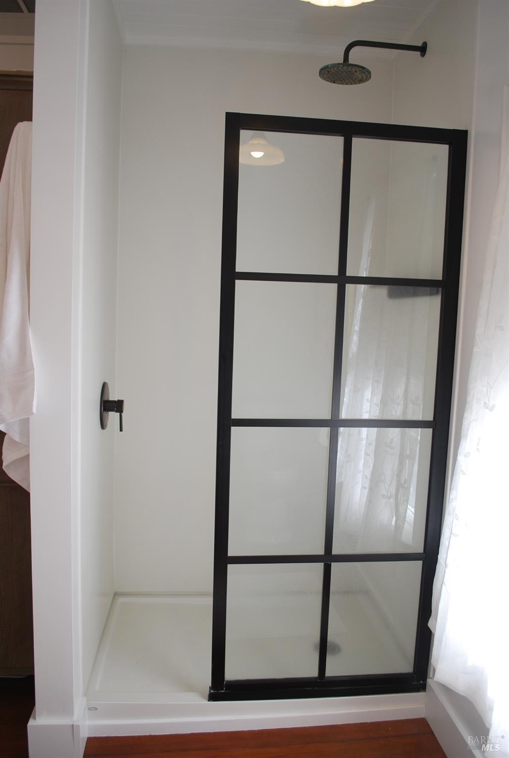 Detail Gallery Image 27 of 50 For 1801 Bodega Ave, Petaluma,  CA 94952 - 5 Beds | 2/1 Baths