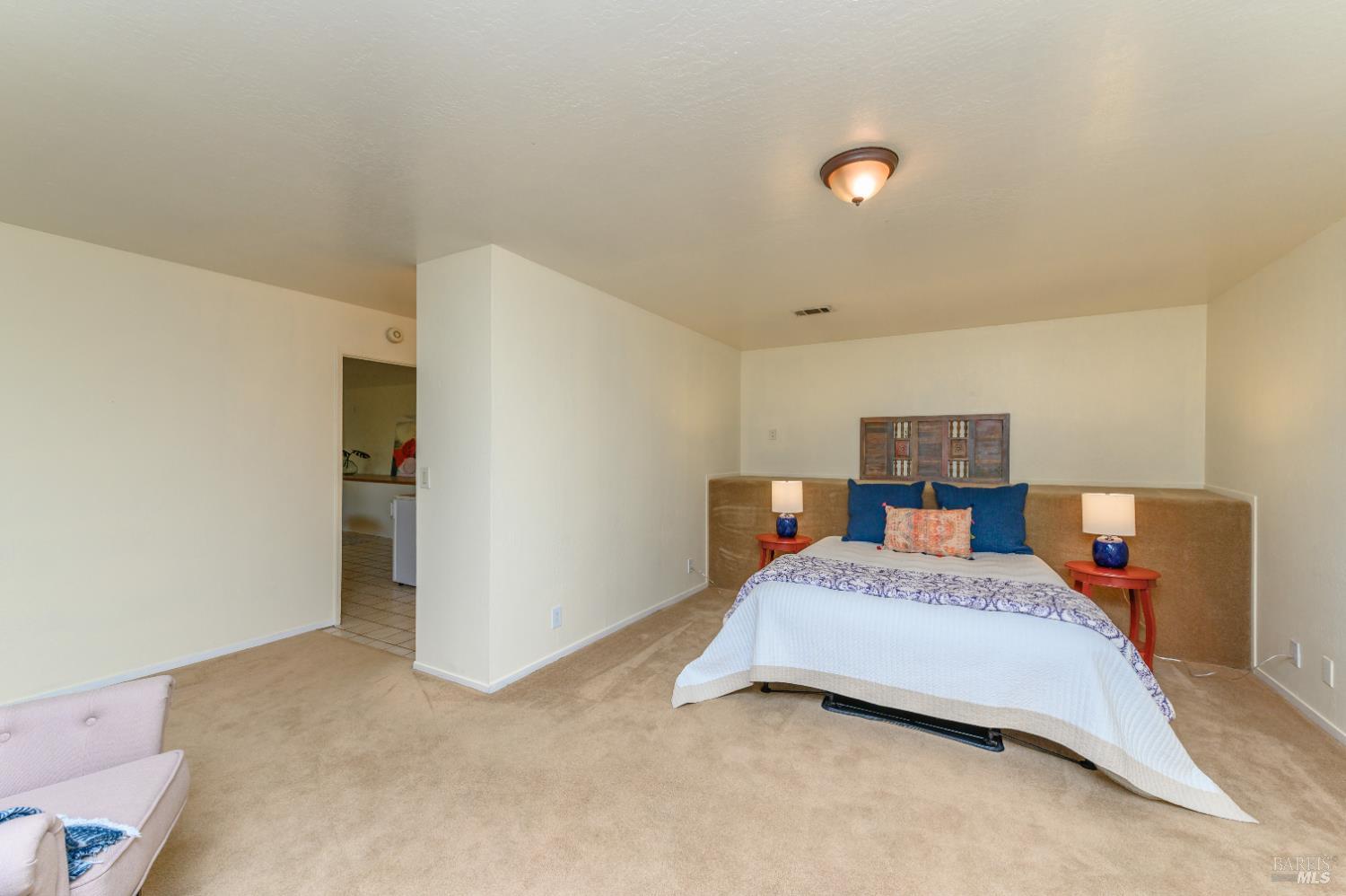 Detail Gallery Image 53 of 79 For 1043 La Quinta Ct, Napa,  CA 94559 - 4 Beds | 3/1 Baths