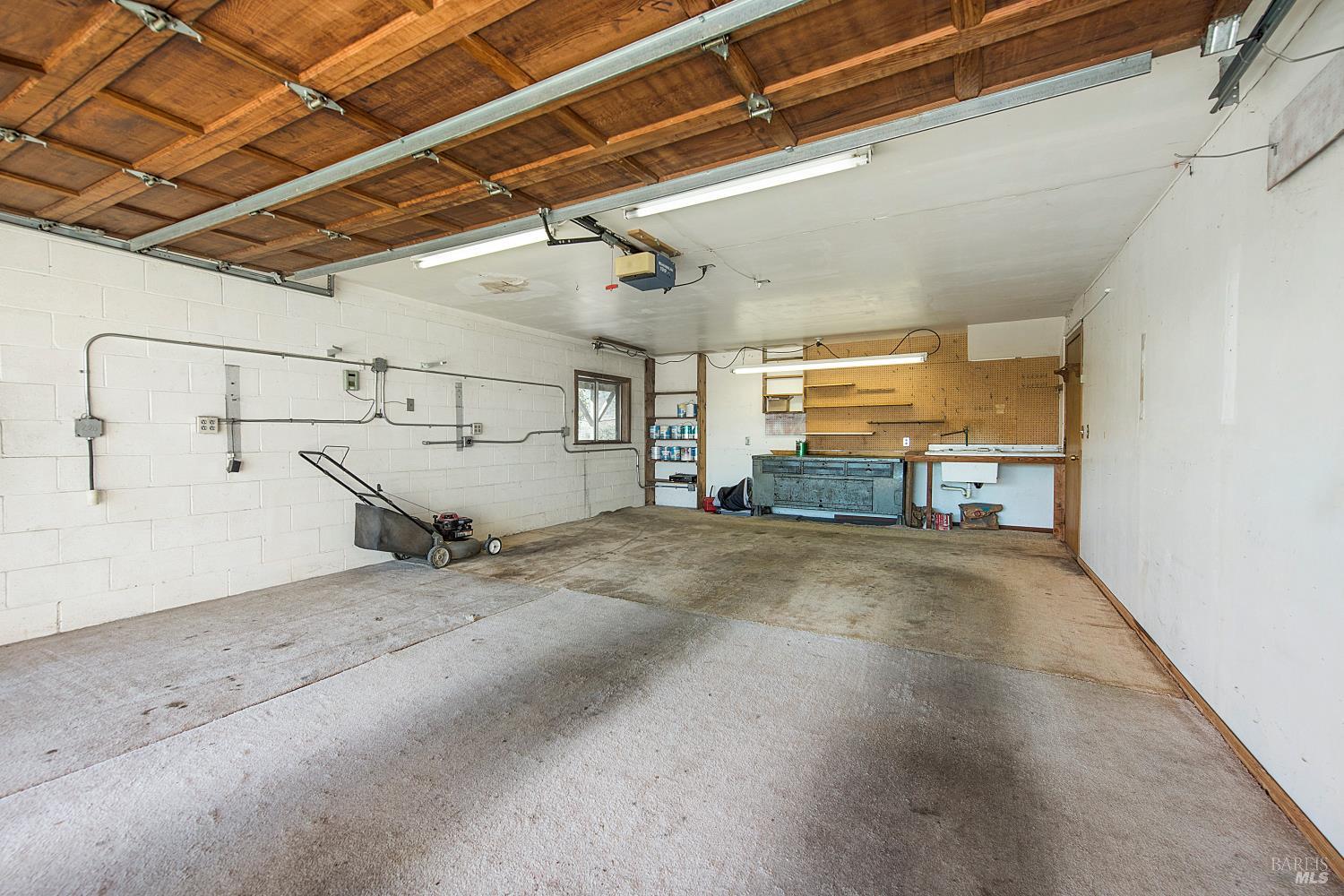 Detail Gallery Image 25 of 36 For 1524 Martin St, Lakeport,  CA 95453 - 4 Beds | 3 Baths