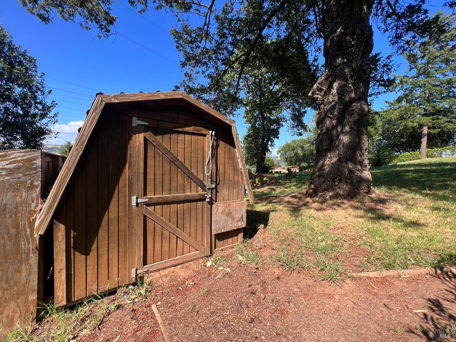 Detail Gallery Image 27 of 33 For 4383 Parker Hill Rd, Santa Rosa,  CA 95404 - 3 Beds | 3 Baths