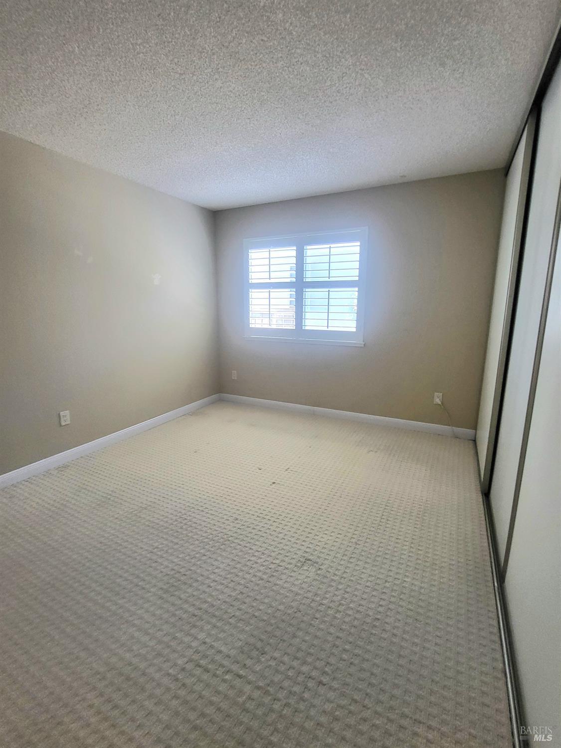 Detail Gallery Image 24 of 36 For 170 Moonraker Ct, Vallejo,  CA 94590 - 3 Beds | 2 Baths