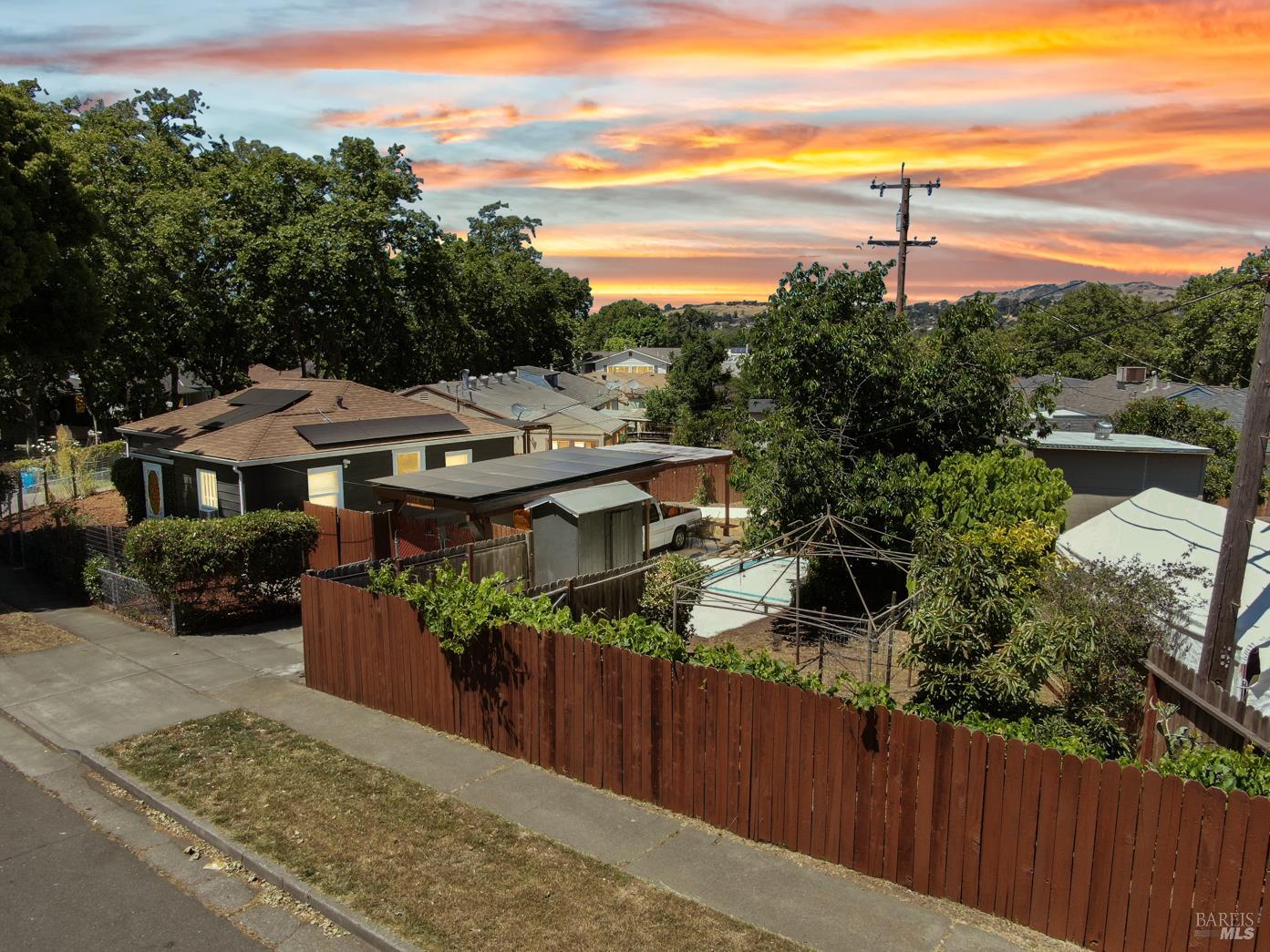 Detail Gallery Image 1 of 26 For 600 Buss Ave, Vallejo,  CA 94591 - 2 Beds | 1 Baths