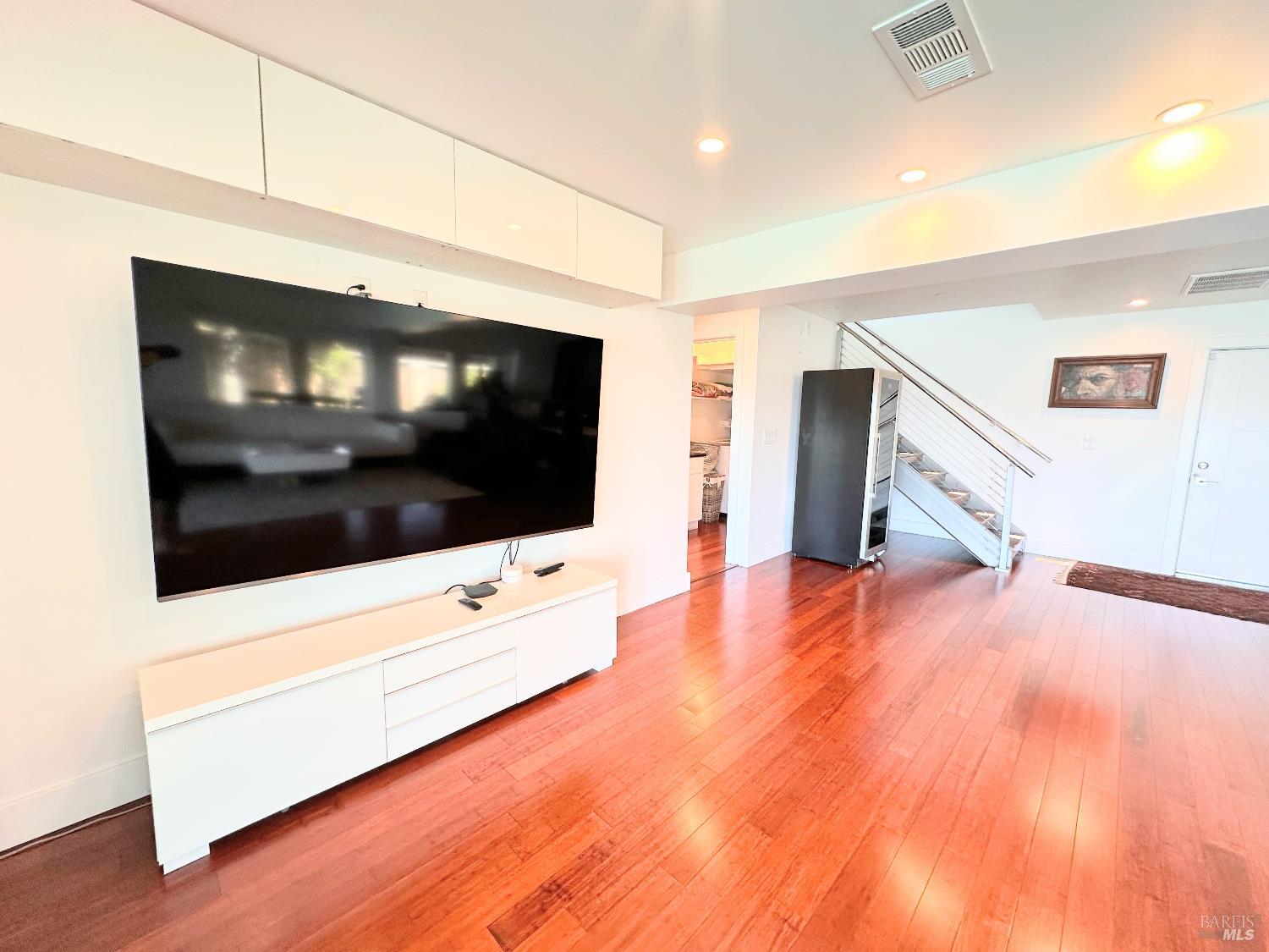 Detail Gallery Image 36 of 53 For 5148 E Paradise Dr, Corte Madera,  CA 94925 - 5 Beds | 5 Baths