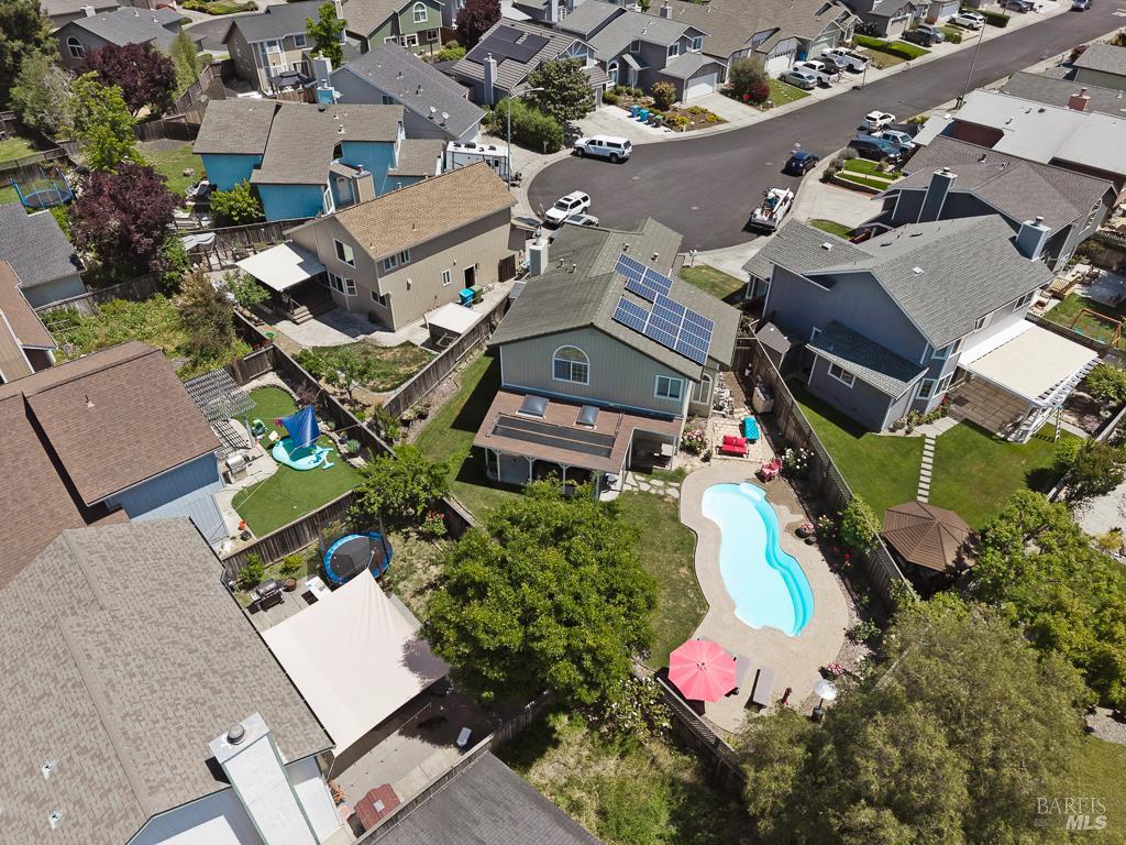 Detail Gallery Image 46 of 46 For 1405 Montana Pl, Rohnert Park,  CA 94928 - 4 Beds | 2/1 Baths