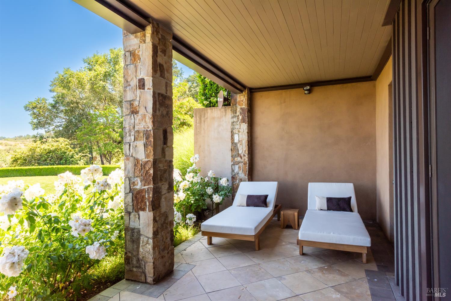 Detail Gallery Image 48 of 96 For 4030 Old Barn Rd, Healdsburg,  CA 95448 - 4 Beds | 5/1 Baths