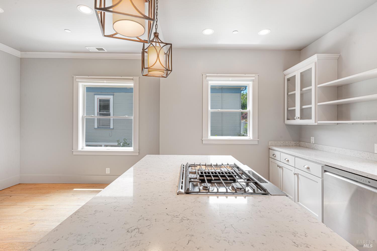 Detail Gallery Image 12 of 38 For 753 Humboldt St, Santa Rosa,  CA 95404 - 5 Beds | 3 Baths