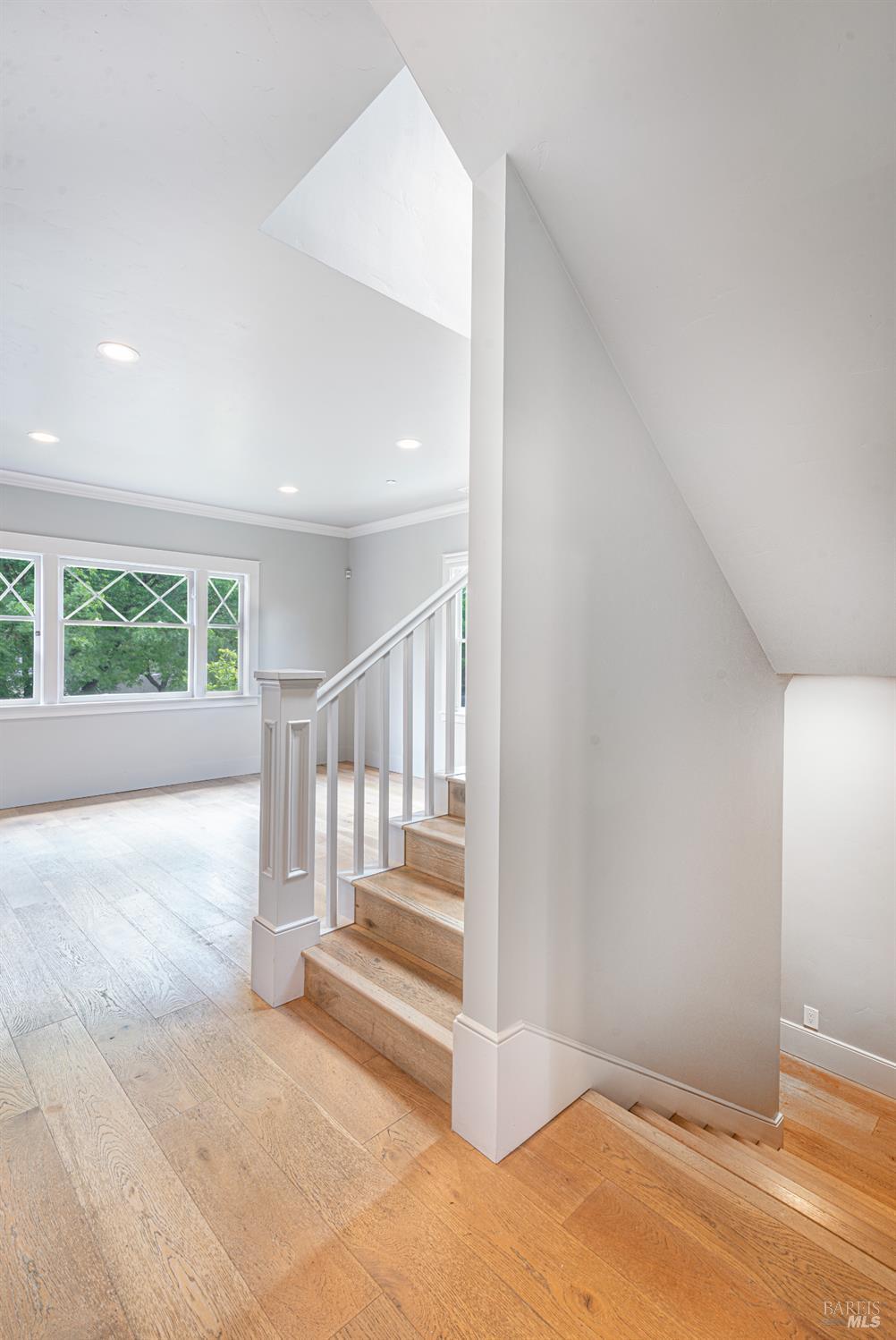 Detail Gallery Image 16 of 38 For 753 Humboldt St, Santa Rosa,  CA 95404 - 5 Beds | 3 Baths