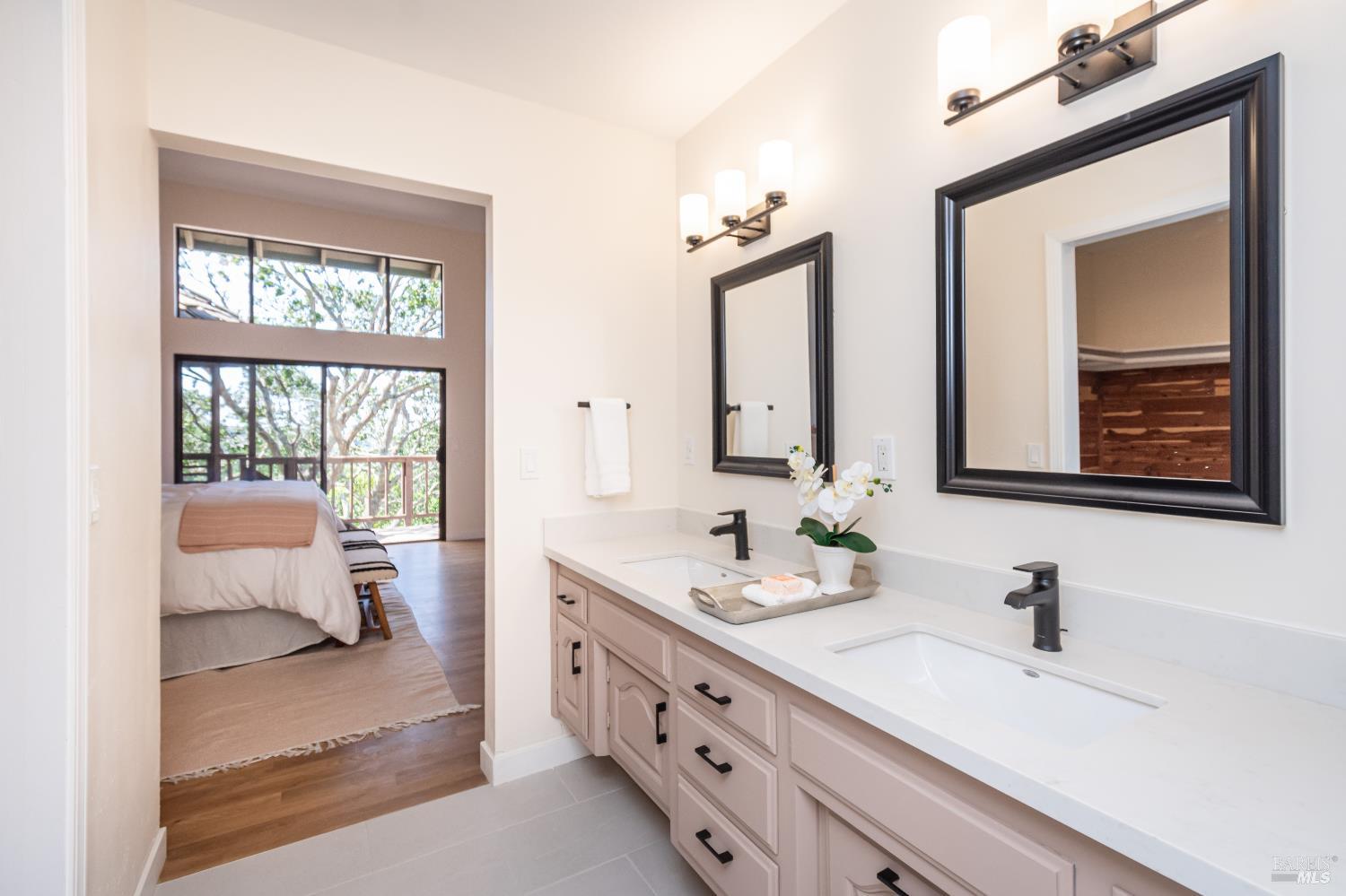 Detail Gallery Image 38 of 79 For 1043 La Quinta Ct, Napa,  CA 94559 - 4 Beds | 3/1 Baths