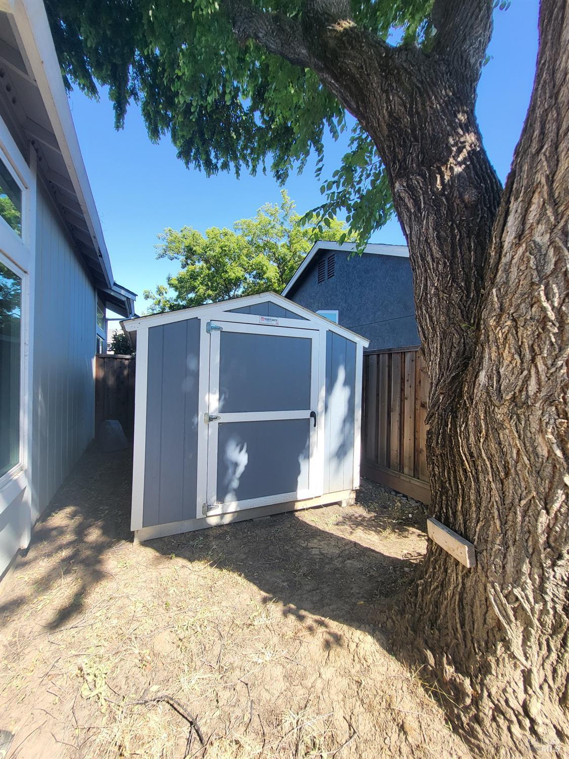 Detail Gallery Image 26 of 27 For 496 Lupine Cir, Vacaville,  CA 95687 - 3 Beds | 2/1 Baths