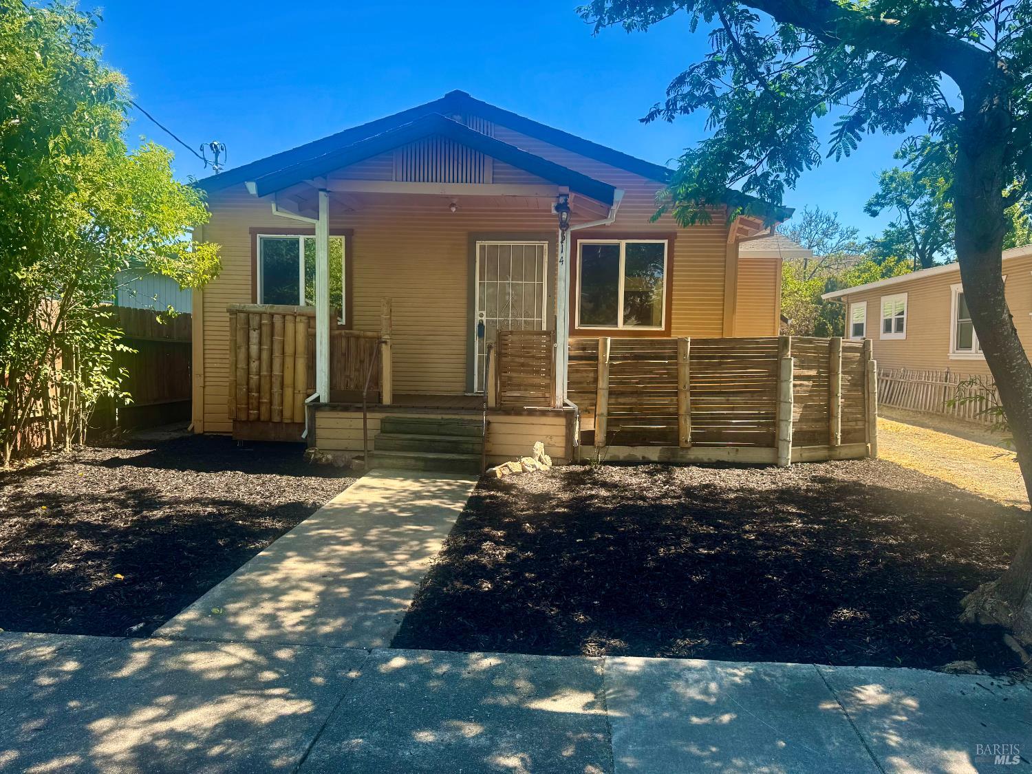 Detail Gallery Image 1 of 23 For 514 Earle St, Santa Rosa,  CA 95404 - 3 Beds | 2 Baths