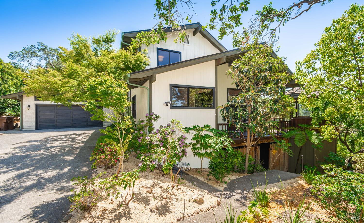 Detail Gallery Image 1 of 79 For 1043 La Quinta Ct, Napa,  CA 94559 - 4 Beds | 3/1 Baths