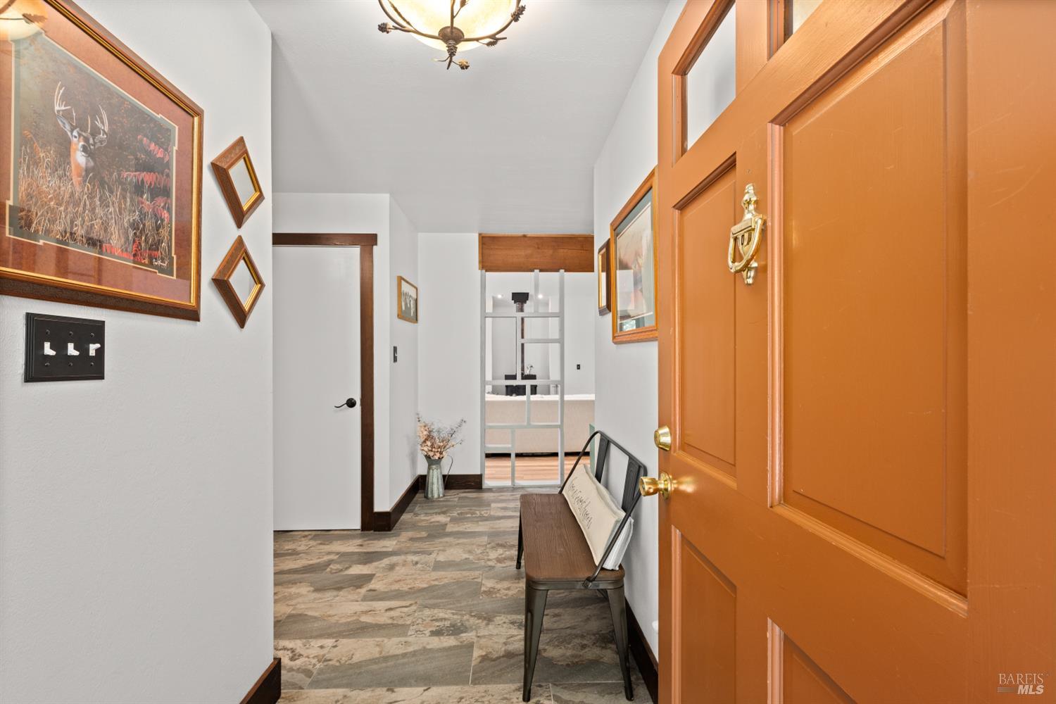 Detail Gallery Image 9 of 32 For 1 Mosswood Cir, Cazadero,  CA 95421 - 2 Beds | 2 Baths