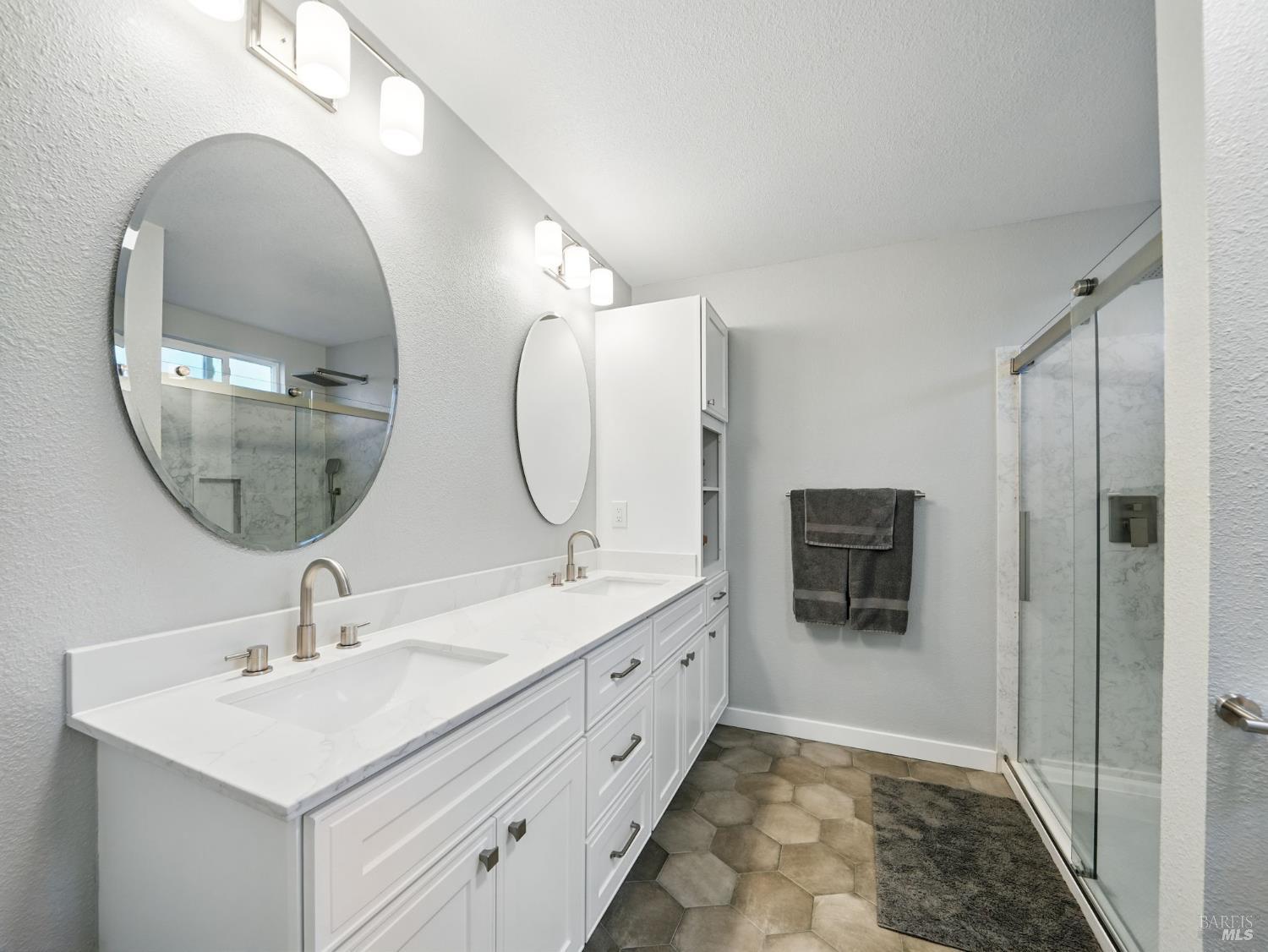 Detail Gallery Image 29 of 52 For 1233 Lincoln St, Fairfield,  CA 94533 - 4 Beds | 3 Baths
