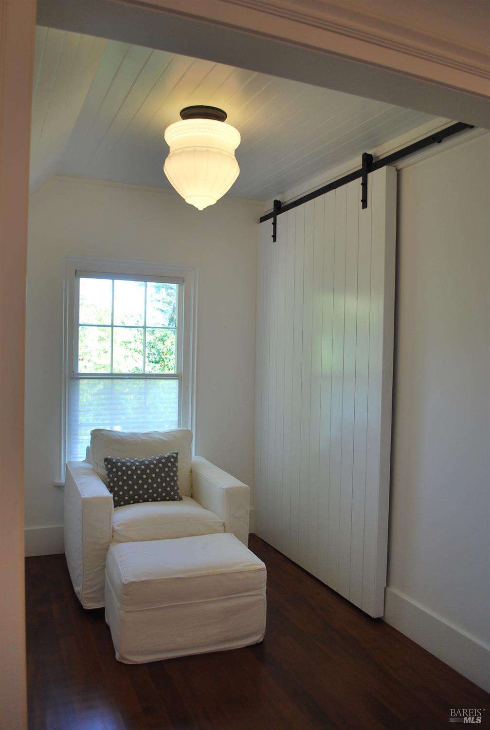 Detail Gallery Image 25 of 50 For 1801 Bodega Ave, Petaluma,  CA 94952 - 5 Beds | 2/1 Baths