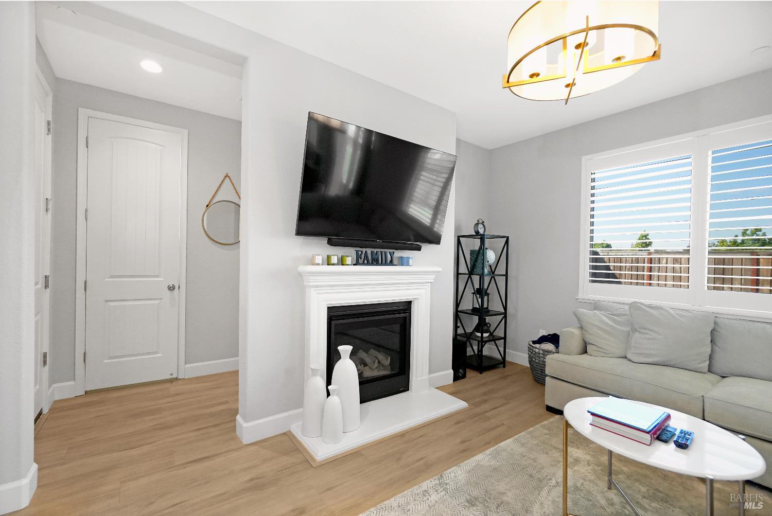Detail Gallery Image 11 of 32 For 840 Allegro Ct, Fairfield,  CA 94534 - 4 Beds | 3/1 Baths