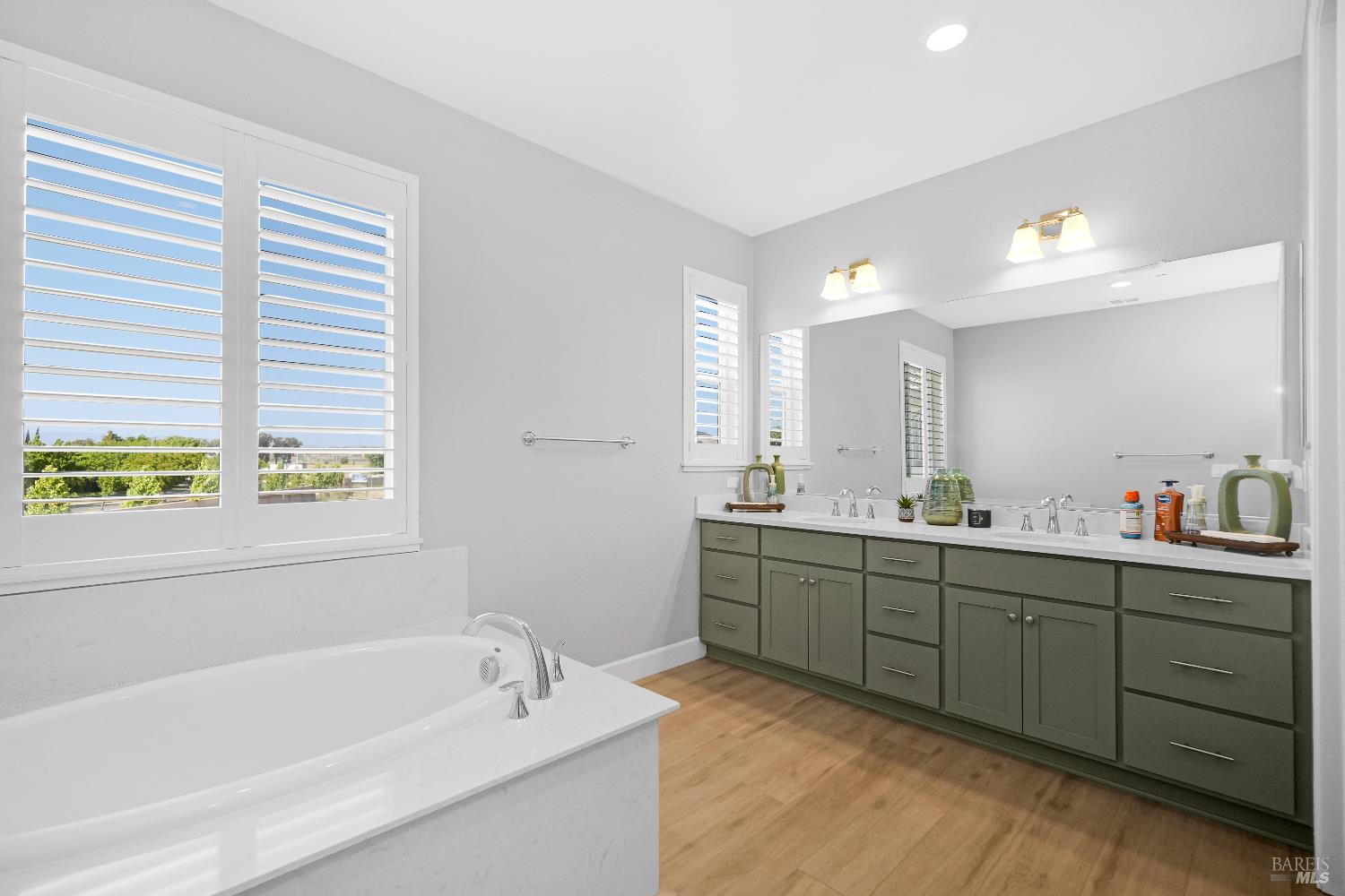 Detail Gallery Image 16 of 32 For 840 Allegro Ct, Fairfield,  CA 94534 - 4 Beds | 3/1 Baths