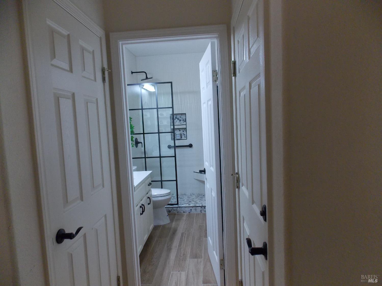 Detail Gallery Image 18 of 36 For 834 Glen Miller Dr, Windsor,  CA 95492 - 2 Beds | 2 Baths