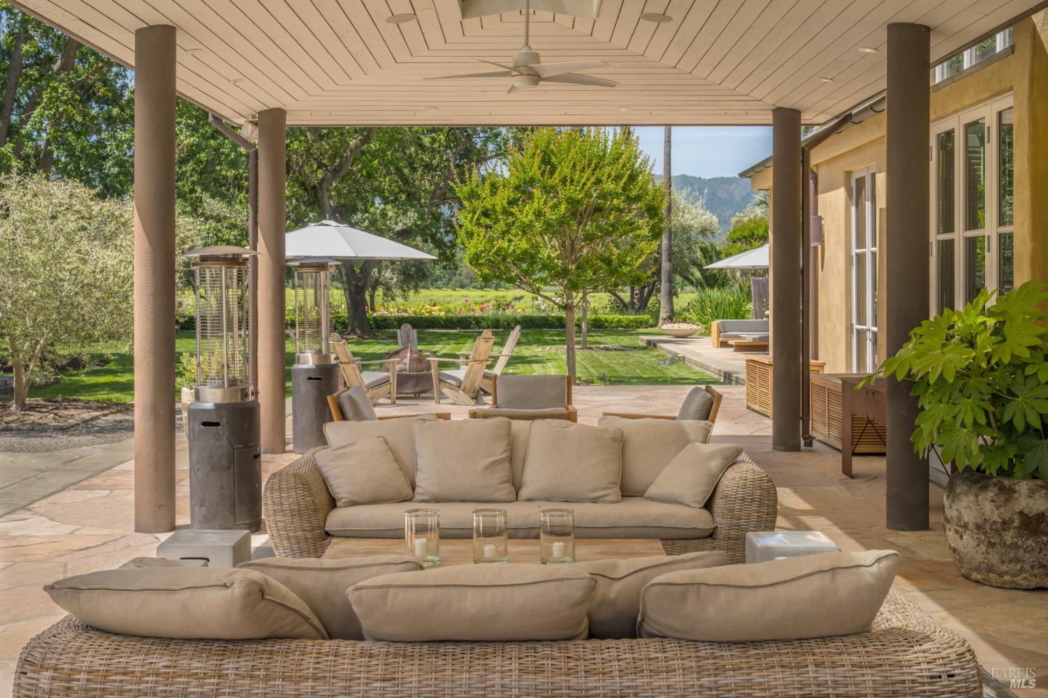 Detail Gallery Image 16 of 70 For 900 Rutherford Rd, Rutherford,  CA 94573 - 6 Beds | 6/1 Baths
