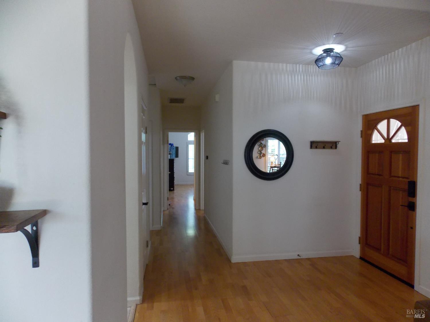 Detail Gallery Image 16 of 36 For 834 Glen Miller Dr, Windsor,  CA 95492 - 2 Beds | 2 Baths