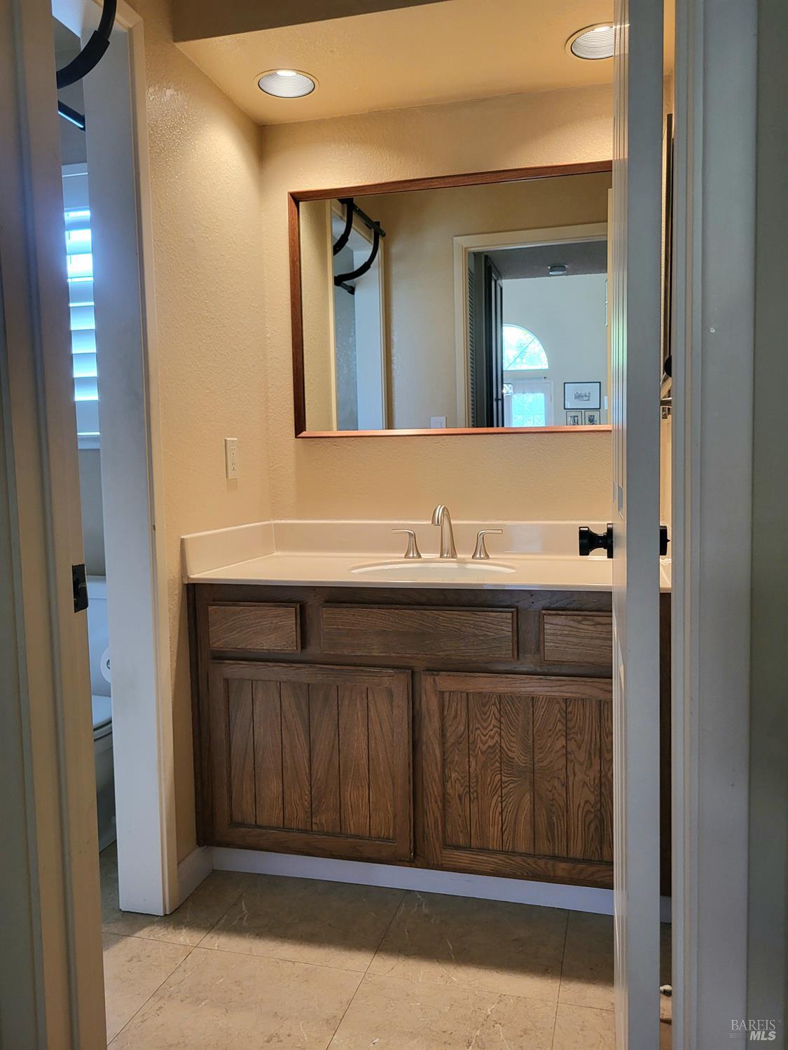 Detail Gallery Image 25 of 36 For 170 Moonraker Ct, Vallejo,  CA 94590 - 3 Beds | 2 Baths