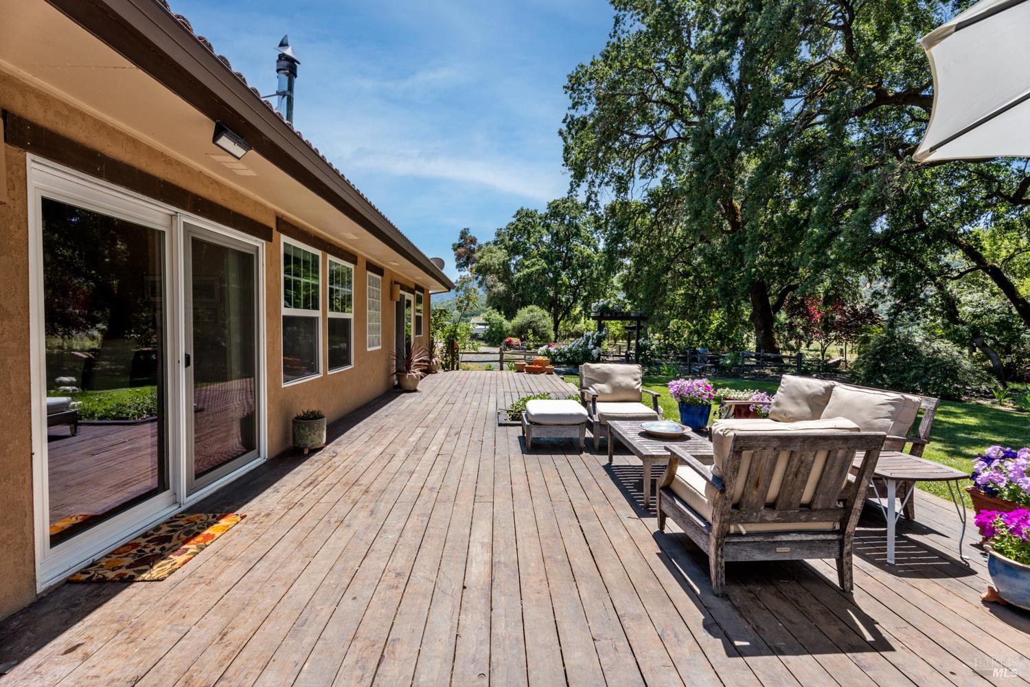Detail Gallery Image 29 of 50 For 3700 Feliz Creek Rd, Hopland,  CA 95449 - 3 Beds | 3 Baths